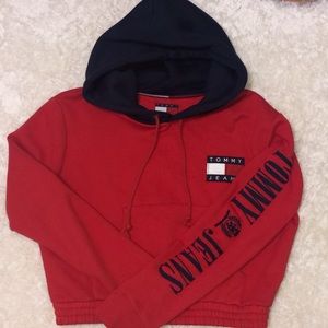 Tommy Hilfiger cropped hoodie